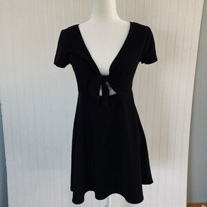 Derek‎ ❤️Heart Juniors Key Hole Sash Front Tie Fit Flare Skater Black Dress-M